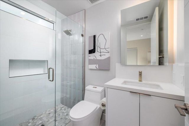 151 Holliday Way, Palm Springs, CA 92262