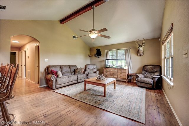 2318 Independence Road, Cedarville, AR 72932