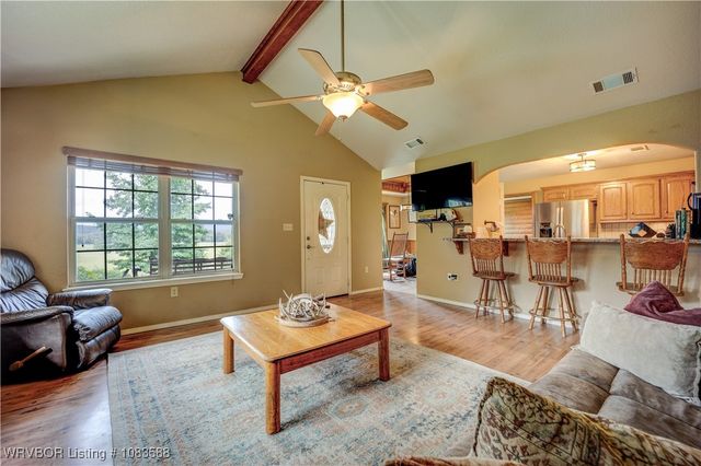 2318 Independence Road, Cedarville, AR 72932