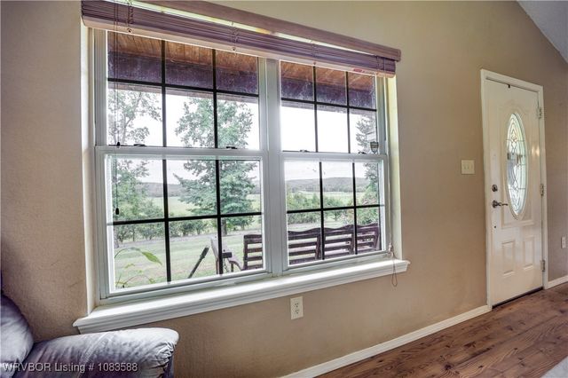 2318 Independence Road, Cedarville, AR 72932