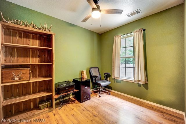 2318 Independence Road, Cedarville, AR 72932