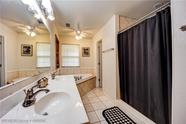 2318 Independence Road, Cedarville, AR 72932