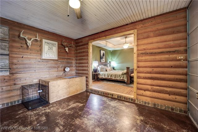 2318 Independence Road, Cedarville, AR 72932