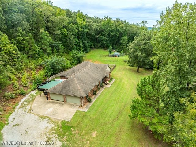 2318 Independence Road, Cedarville, AR 72932