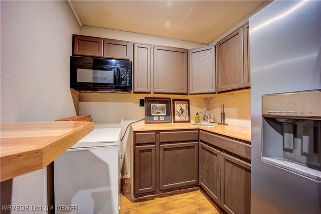 2318 Independence Road, Cedarville, AR 72932