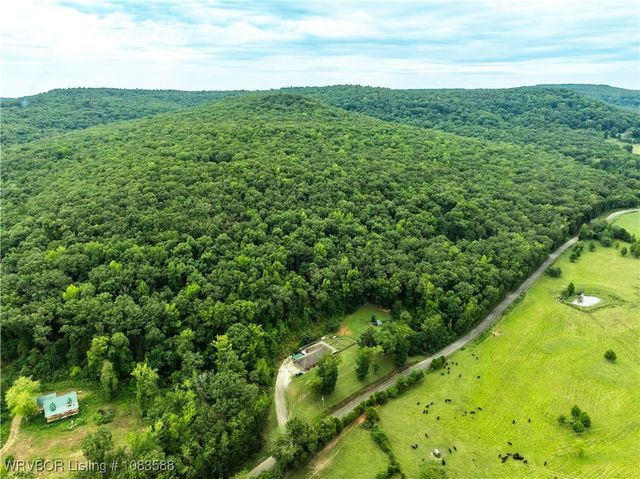 2318 Independence Road, Cedarville, AR 72932