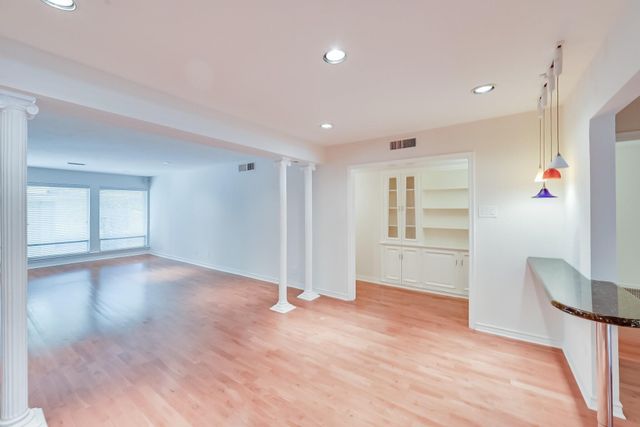 6349 Diamond Head Circle C, Dallas, TX 75225