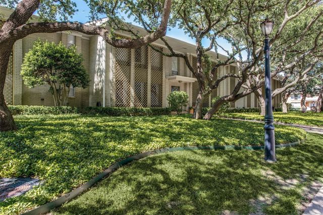 6349 Diamond Head Circle C, Dallas, TX 75225