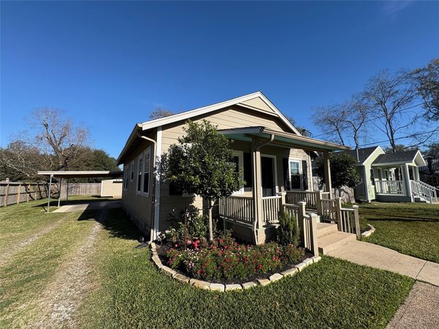 510 Hicks Street, Tomball, TX 77375