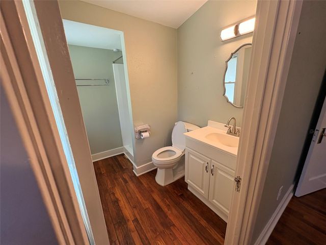 510 Hicks Street, Tomball, TX 77375