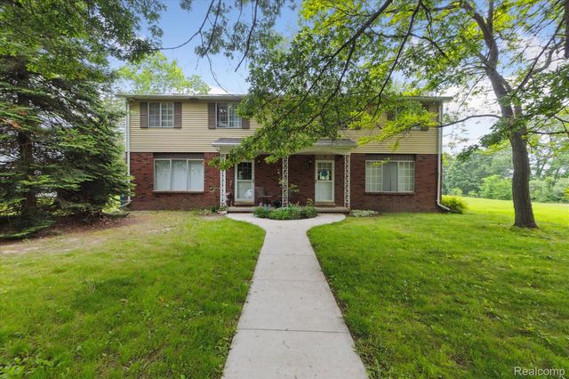 10461 Eagle Road, Rose Township, MI 48350