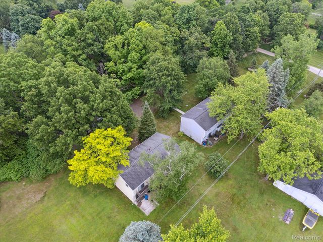 10461 Eagle Road, Rose Township, MI 48350