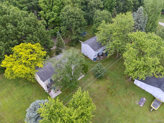 10461 Eagle Road, Rose Township, MI 48350