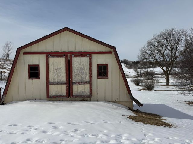 19394 MAGNOLIA Road, Crescent, IA 51526