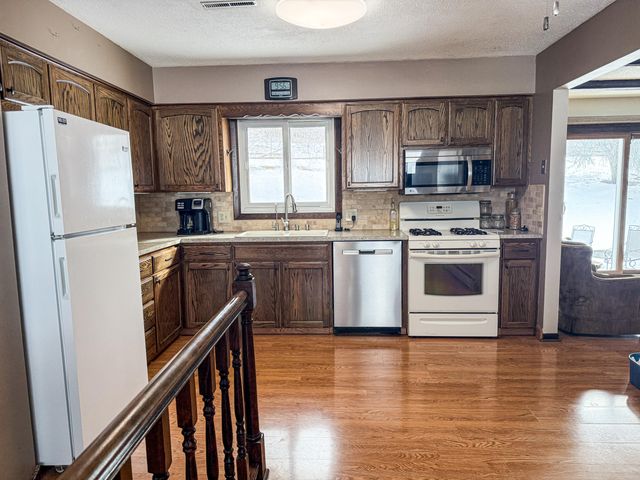 19394 MAGNOLIA Road, Crescent, IA 51526