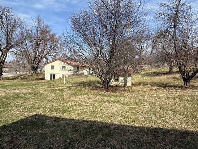 19394 MAGNOLIA Road, Crescent, IA 51526