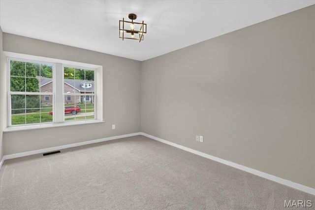 5259 Autumnwinds Drive, St Louis, MO 63129