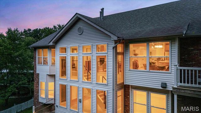 5259 Autumnwinds Drive, St Louis, MO 63129