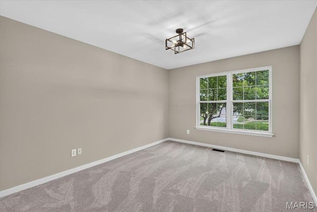 5259 Autumnwinds Drive, St Louis, MO 63129