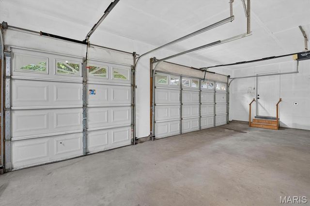 5259 Autumnwinds Drive, St Louis, MO 63129