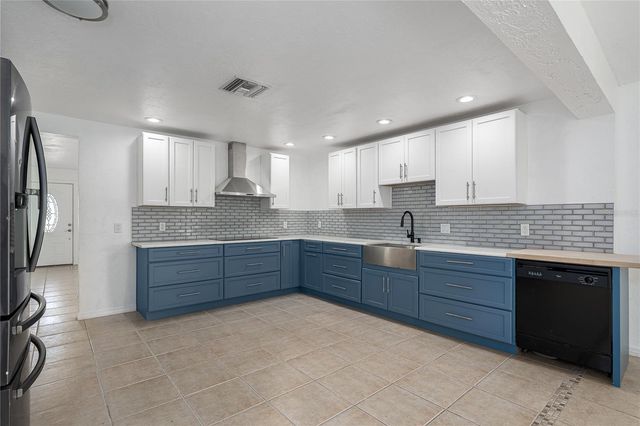 4419 102ND STREET W, Bradenton, FL 34210