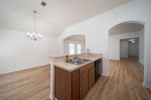 5706 Rocky Trail Drive, Houston, TX 77339