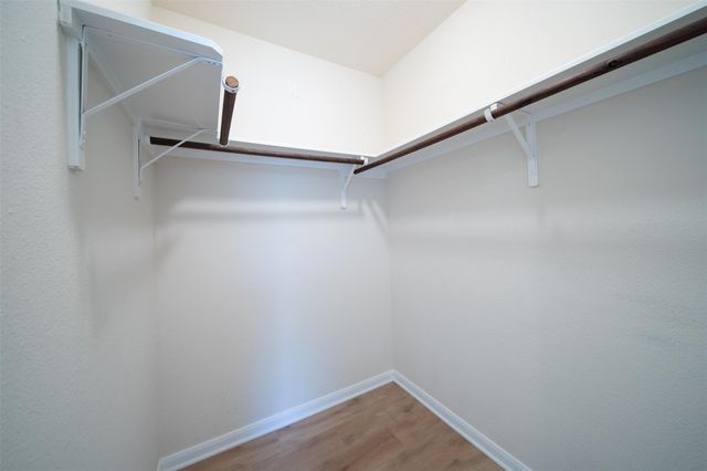 5706 Rocky Trail Drive, Houston, TX 77339