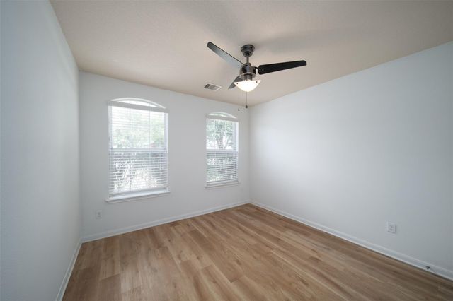 5706 Rocky Trail Drive, Houston, TX 77339