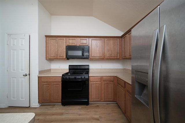 5706 Rocky Trail Drive, Houston, TX 77339