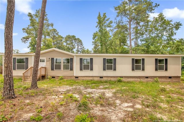 2853 Rockfish Road, Raeford, NC 28376