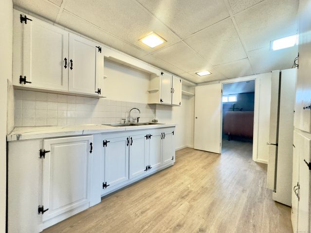 9 Rhode Island Avenue, Waterbury, CT 06704