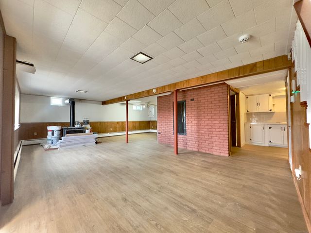 9 Rhode Island Avenue, Waterbury, CT 06704