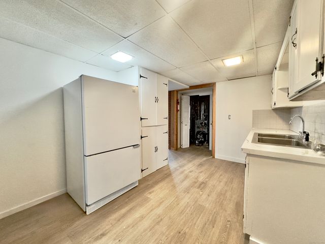 9 Rhode Island Avenue, Waterbury, CT 06704