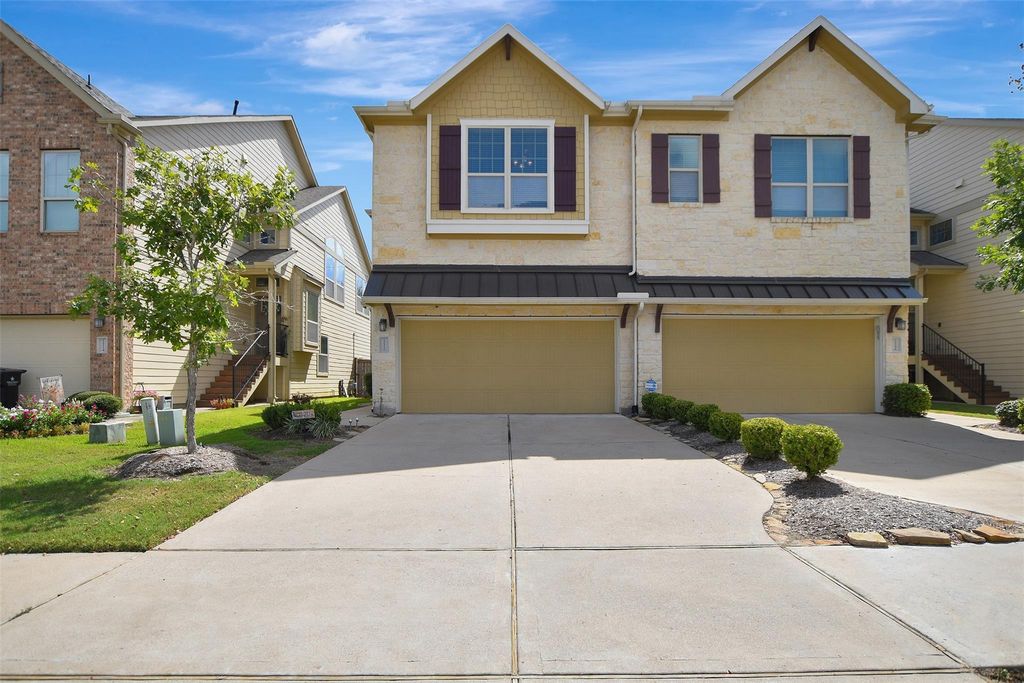 12210 La Strada Street, Richmond, TX 77406
