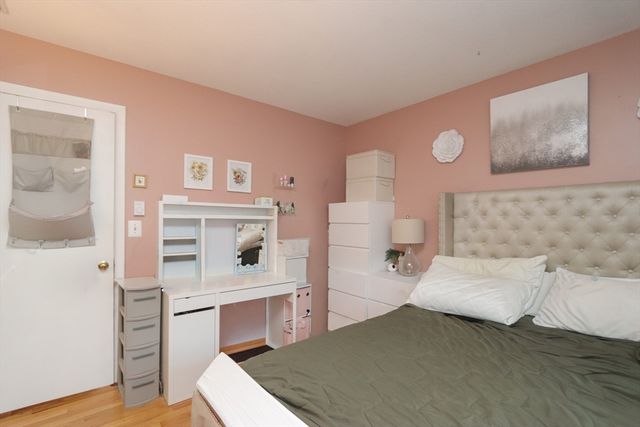 45 Beaumont Ave, Chicopee, MA 01013