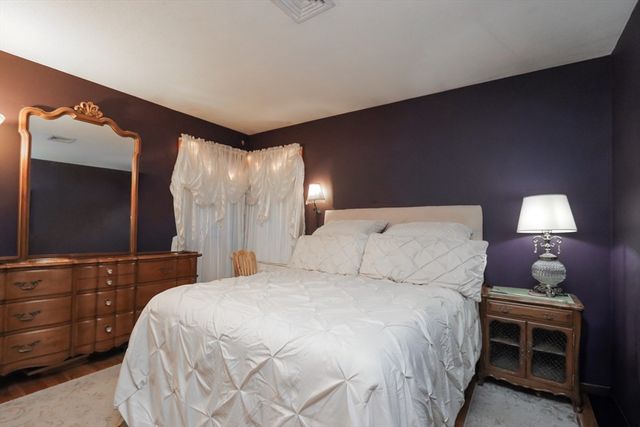 45 Beaumont Ave, Chicopee, MA 01013