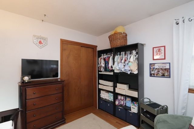 45 Beaumont Ave, Chicopee, MA 01013