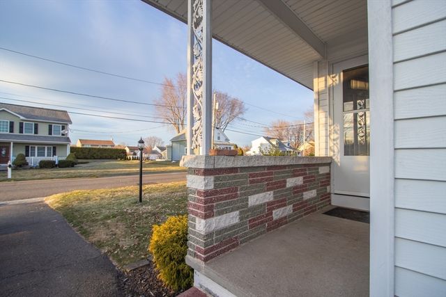 45 Beaumont Ave, Chicopee, MA 01013