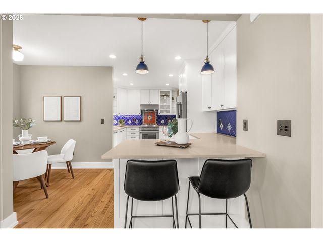 6615 Se 22ND Ave, Portland, OR 97202