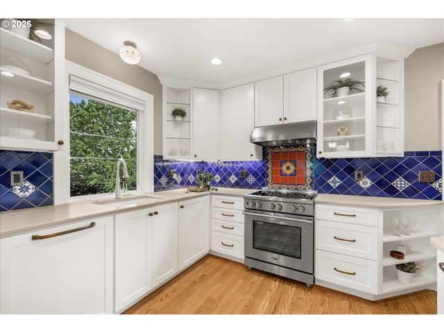 6615 Se 22ND Ave, Portland, OR 97202