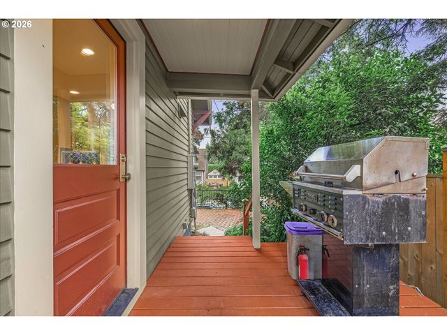 6615 Se 22ND Ave, Portland, OR 97202