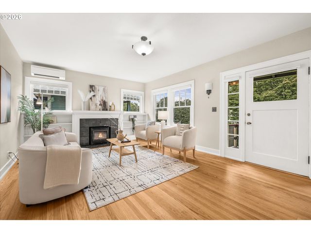 6615 Se 22ND Ave, Portland, OR 97202