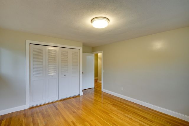 93 Woodcliff Rd, Brookline, MA 02467