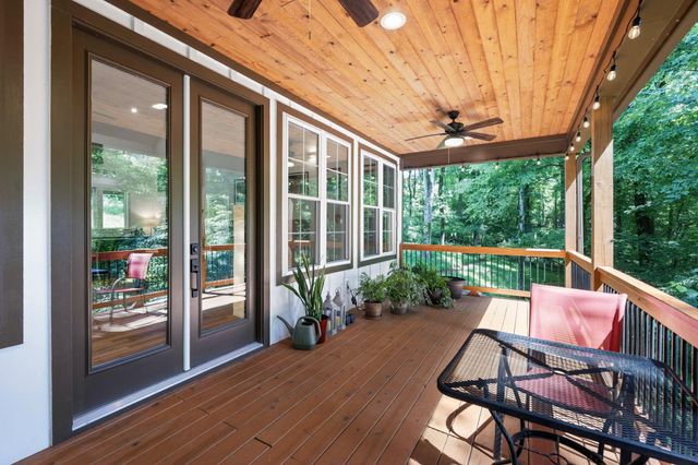 1719 Hidden Harbor Road, Hixson, TN 37343