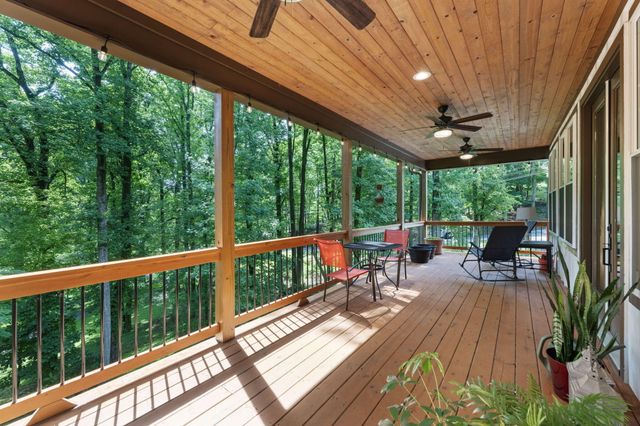 1719 Hidden Harbor Road, Hixson, TN 37343