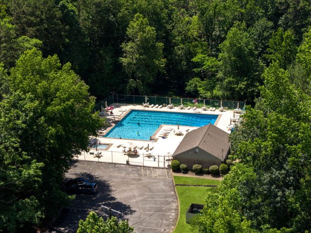 1719 Hidden Harbor Road, Hixson, TN 37343