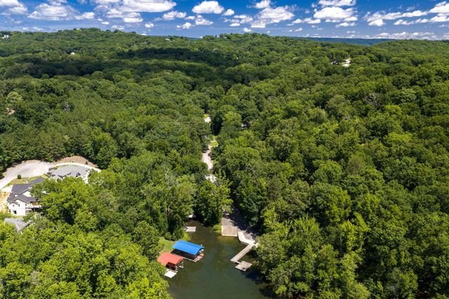 1719 Hidden Harbor Road, Hixson, TN 37343