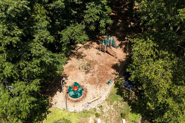 1719 Hidden Harbor Road, Hixson, TN 37343