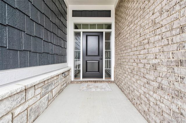 1476 Turner Drive 3, Commerce Charter Township, MI 48390