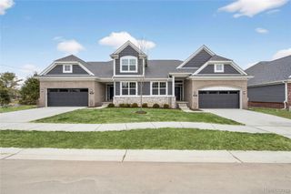 1476 Turner Drive 3, Commerce Charter Township, MI 48390